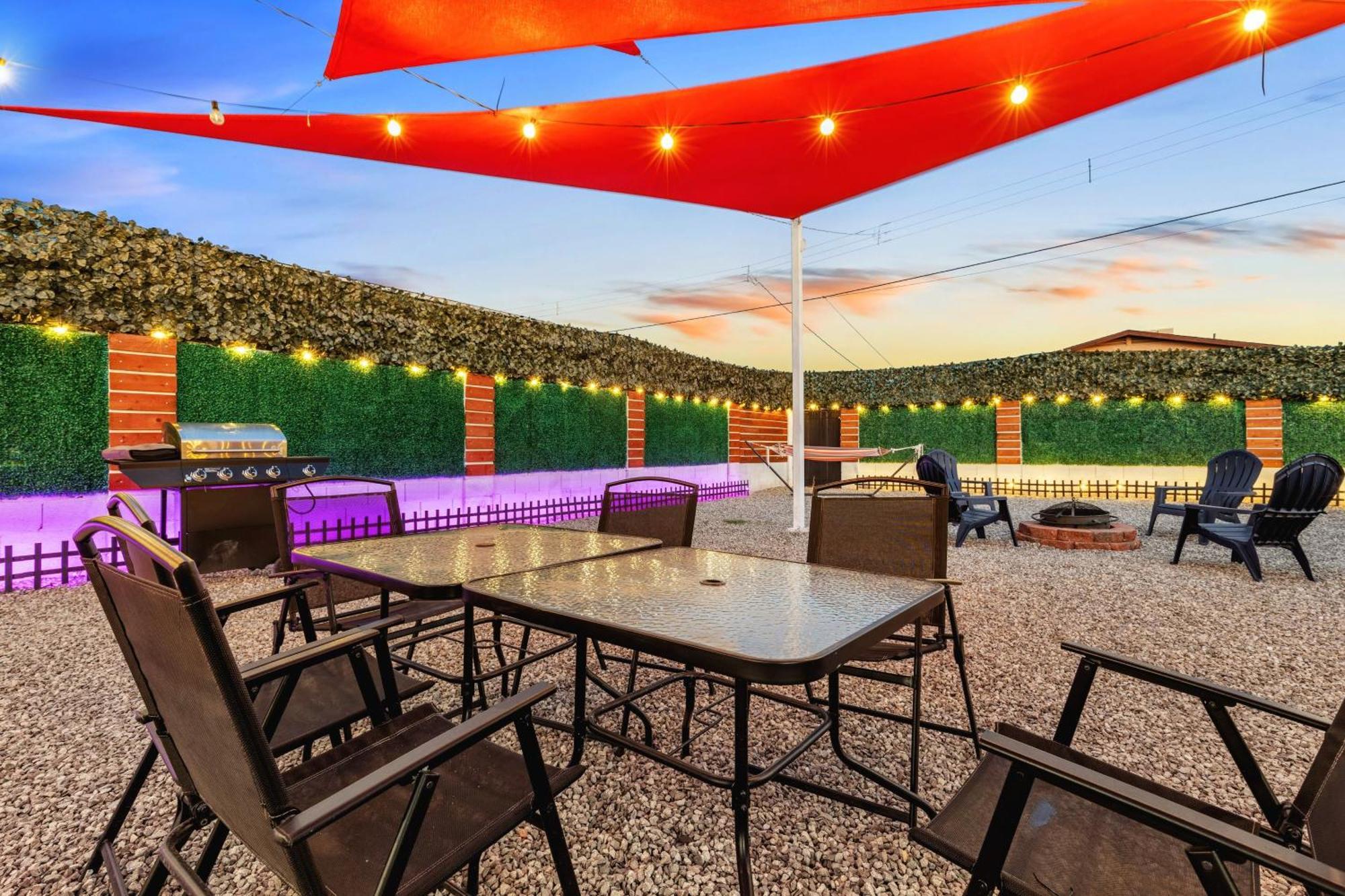 Phoenix Retreat - 1 Bedroom King Suite With 2 Smart Tvs - 10 Min From Airp - Unit B Exterior photo
